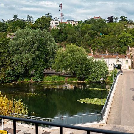 Апартаменти Les Rives Du Clain - Sublime T4 Au Bord De L'Eau Пуатьє Екстер'єр фото